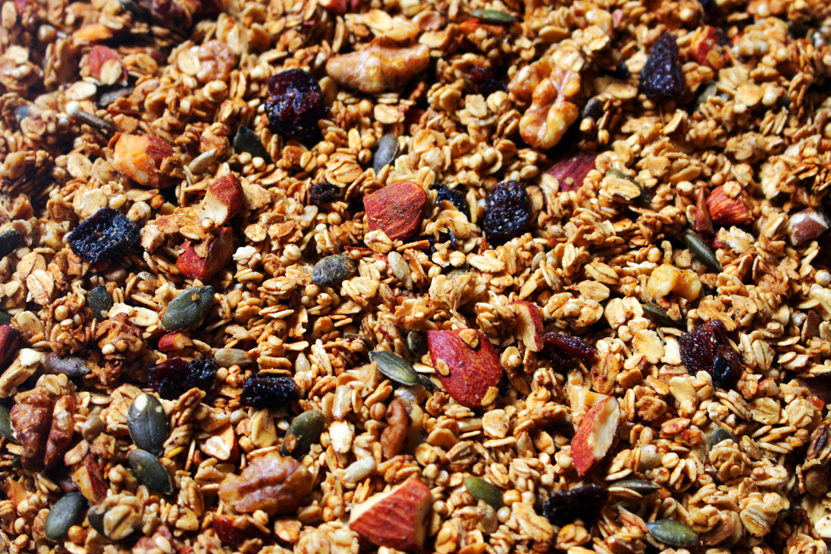 Granola de Arándanos, Almendras, Quinoa y Miel de Abeja · Sierra Eco Foods