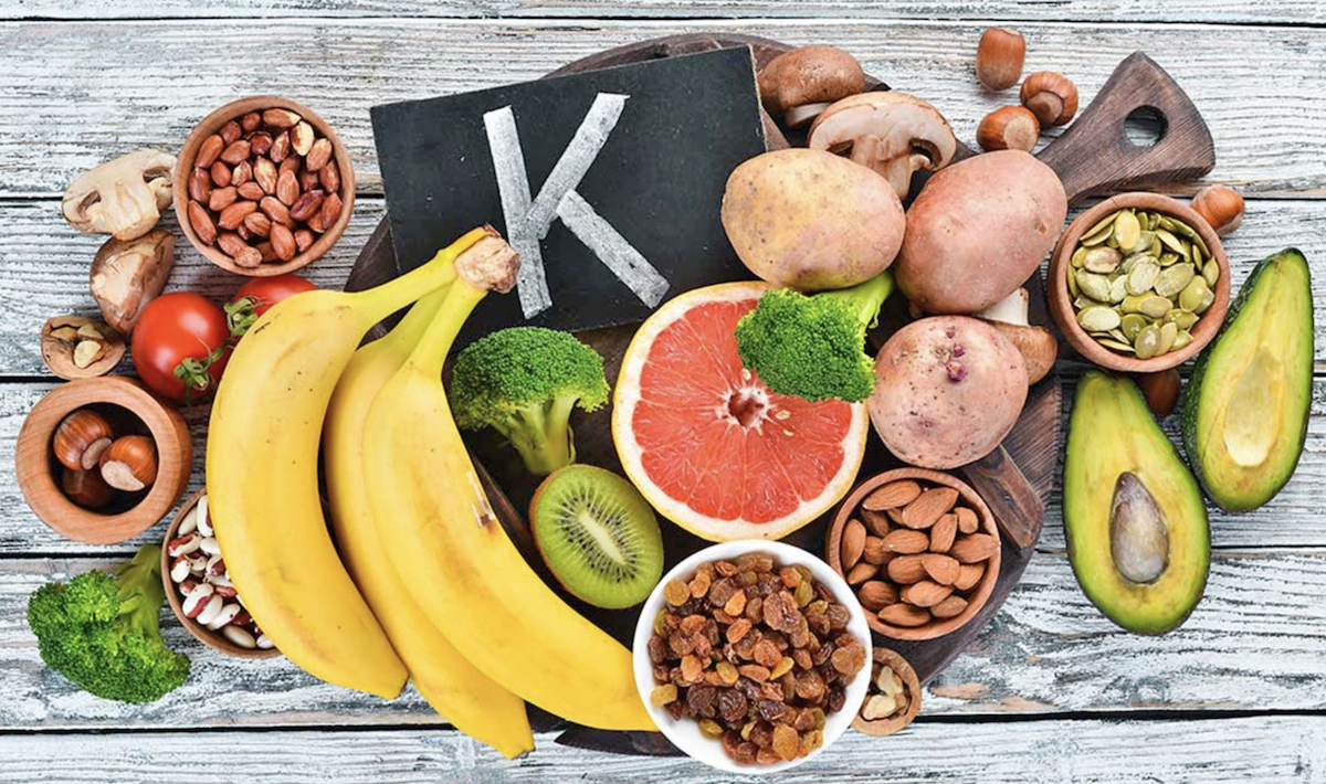 vitamina k, para que sirve la vitamina k, que funciones tienes la vitamina k, usos de la vitamina k, que alimentos contienen vitamina K,que pasa si falta vitamina k, herbolario online